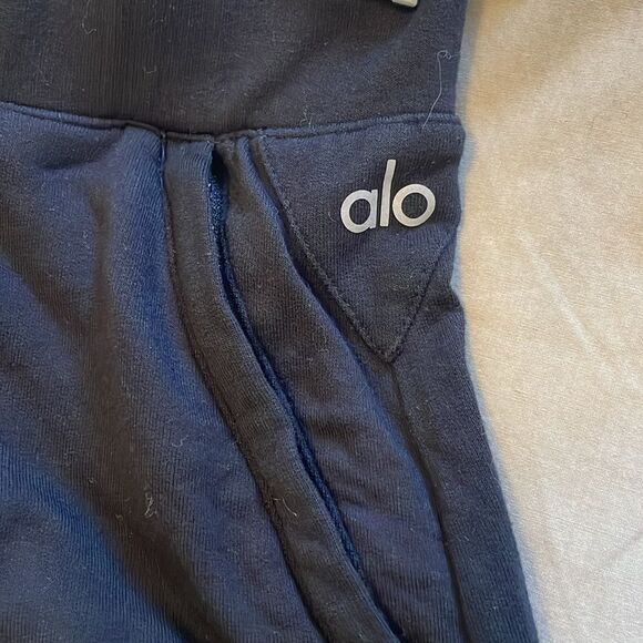 Alo Black Mesh Leggings - Picture 5 of 7